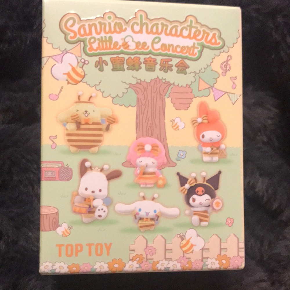 Sanrio Little Bee Concert Playset - Pastel Green, Pink, Yellow, Cream
